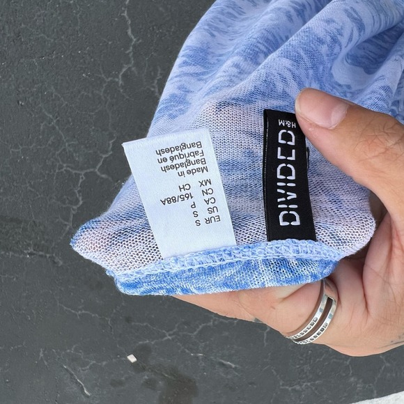 H&M Divided Blue and White Floral Print Open Front Cardigan Size US S - Picture 4 of 5